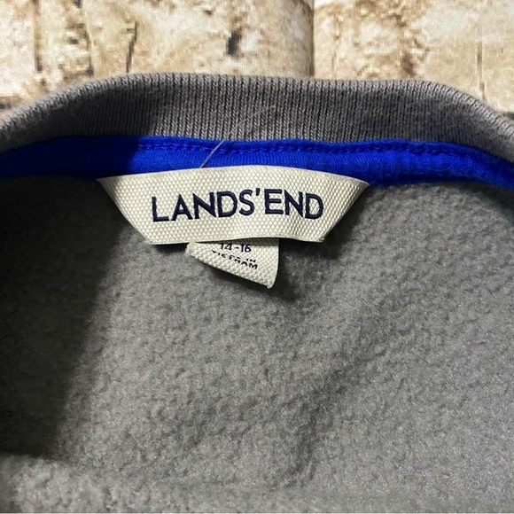 Lands End Gray Blue Wolf Sweatshirt - Picture 6 of 6